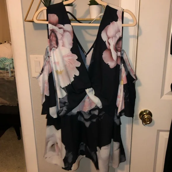 City Chic Floral Cold Shoulder Blouse - Picture 6 of 12